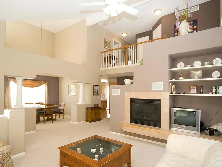 4913 Spyglass Dr — Photo 10