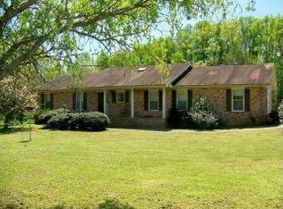588 Irvin Kirk Rd, Danielsville, GA 30633