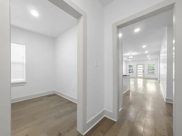1809 Hardy St — Photo 15