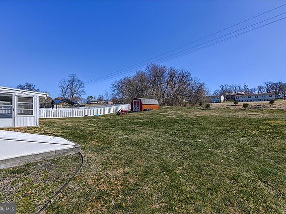 5th image of 1493 Clayoma Ave