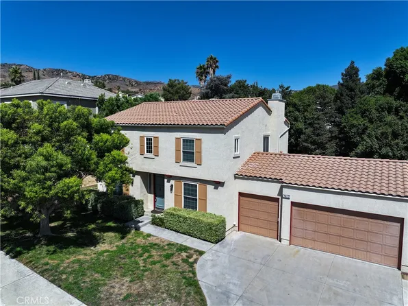 7447 Glen Oaks Rd, Highland, CA 92346