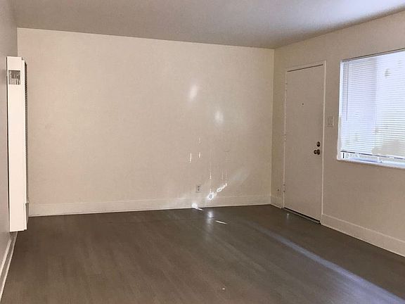 5th image of 26 Magnolia Ave APT 3