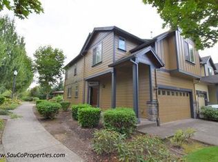 1448 NE Alexandria Pl #1, Hillsboro, OR
