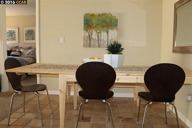 nook-dining