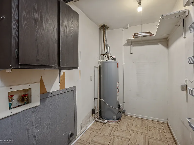 633 W McKinley Ave — Photo 11