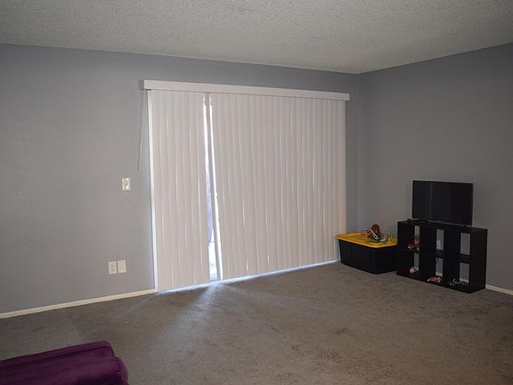 4th image of 1601 W Sunnyside Dr Unit 148
