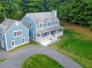 26 Deveau Rd, North Salem, NY 10560