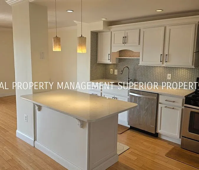 801 Yale Ave #1117 — Photo 1