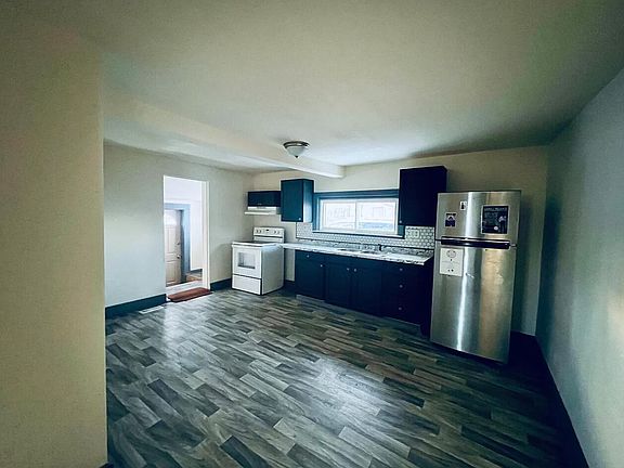 3rd image of 3118 N Water St