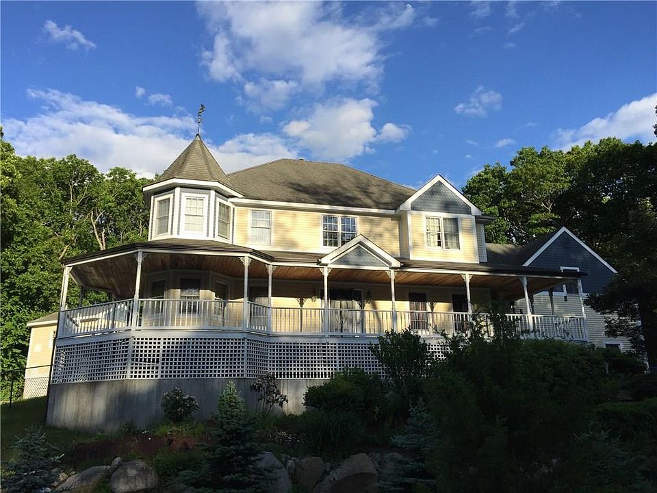 2nd image of 30 Osprey Dr