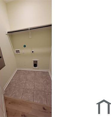 2nd image of 15568 Palmira Ave