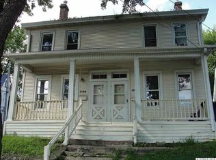 597 Almond St, Dubuque, IA 52001