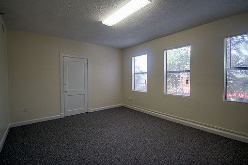 2nd image of 927 E New Haven Ave Ste 314