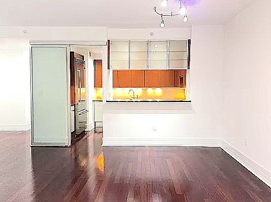 4th image of 300 E 55th St APT 3A