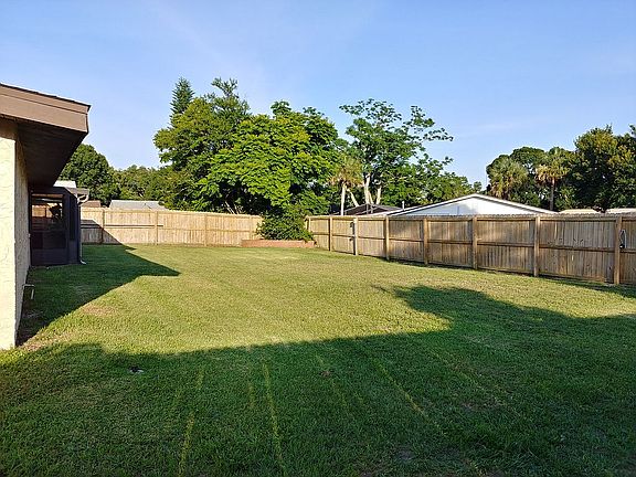 5th image of 3461 Willis Dr