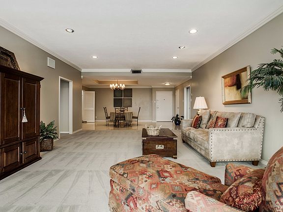 3rd image of 6335 W Northwest Hwy APT 1115