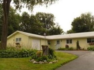 27 Jordan Rd, Peabody, MA 01960