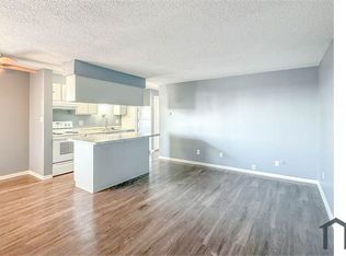 3270 S Grant St #205, Englewood, CO 80113