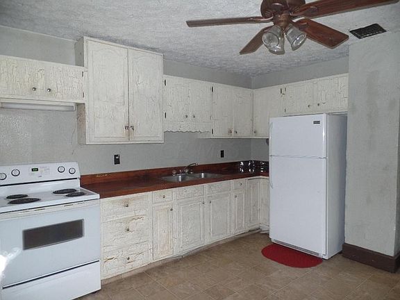 3rd image of 342 N 10th St