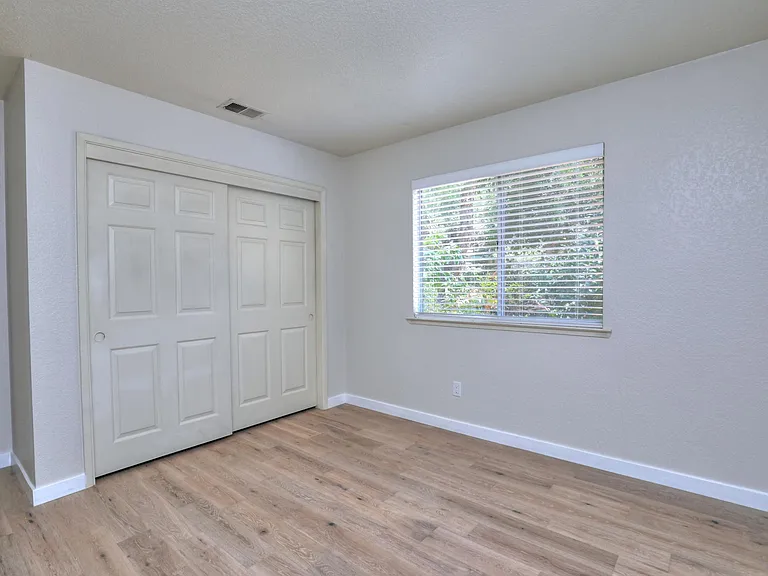 1494 Aarhus Dr — Photo 27