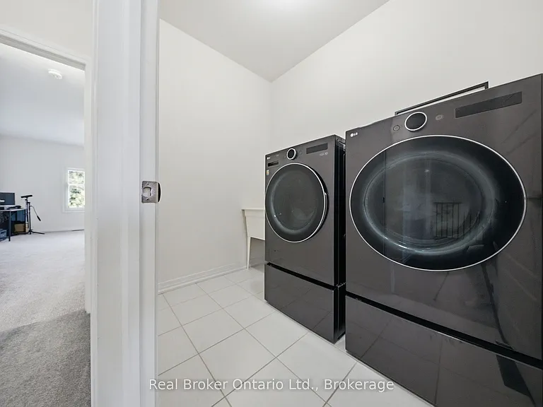 67 Macklin St — Photo 37