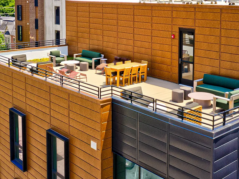 Block 20 — Photo 17