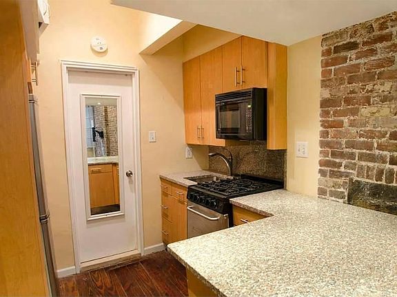 4th image of 145 Sullivan St APT A