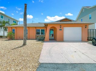 13816 Victor Ave, Hudson, FL 34667