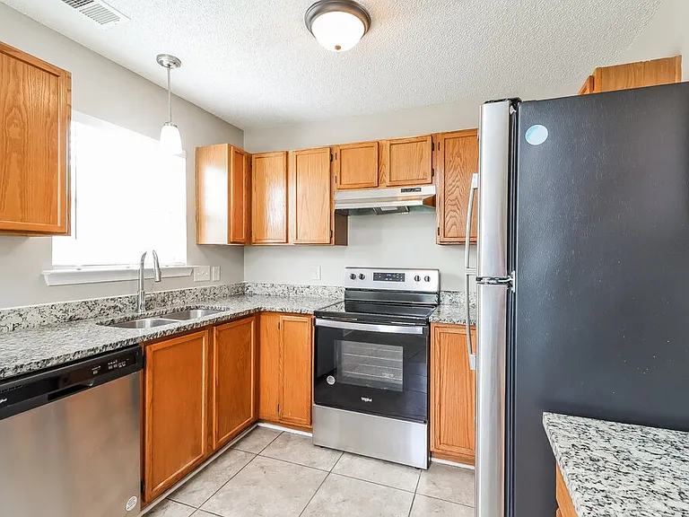 1810 Cagney St — Photo 7