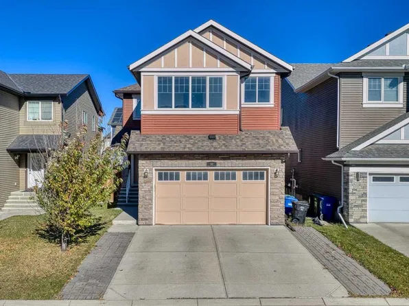 52 E Evansborough Grn NW, Calgary, AB T3P 0M8