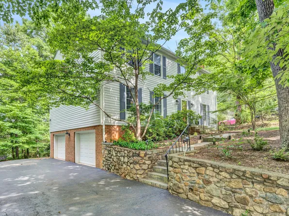 6024 Marsh Wren Ln, Roanoke, VA 24018