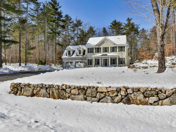 22 Hawthorne Drive, Auburn, NH 03032