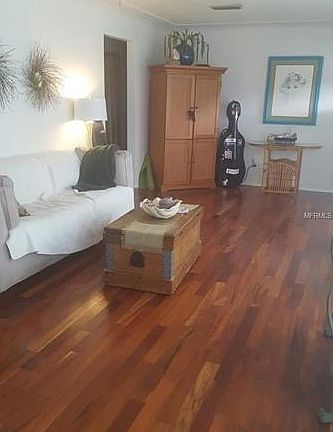 5th image of 1705 Devonshire Dr N