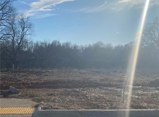 139 W Pitts St, Farmington, AR 72730