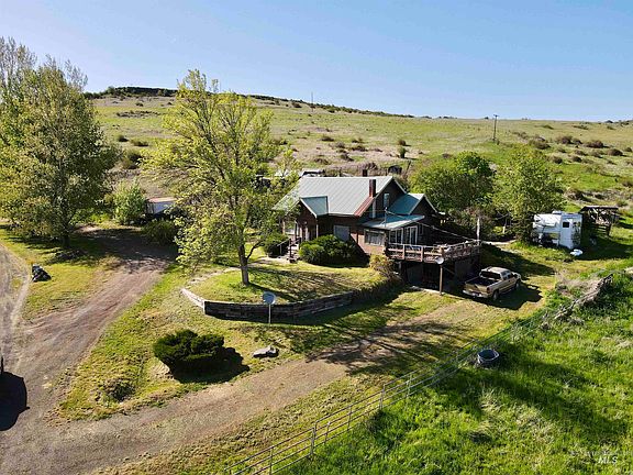 4th image of 1349 Reservation Line Rd