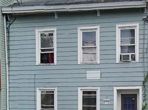 5 Robin Street, Albany, NY 12206