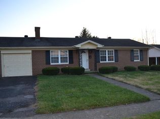 636 Greenwood Dr, Harrodsburg, KY 40330