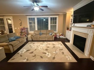 205 Grand Pine Pl, Apex, NC 27539