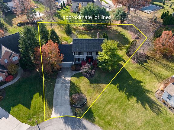 3rd image of 5888 Leeward Ct