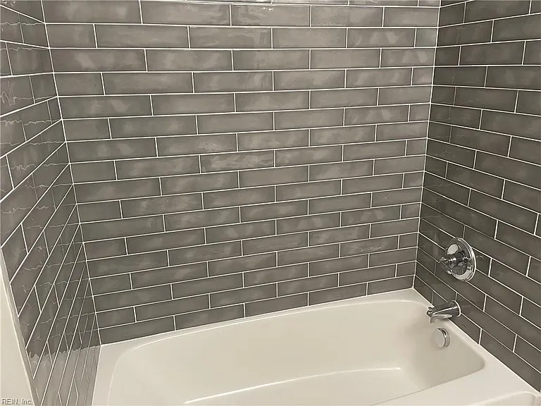 7120 Clarion Ln — Photo 10