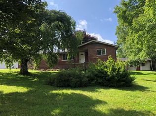 471 Cleveland School Rd, Beckley, WV 25801