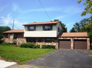 1 Dellwood Ct, East Brunswick, NJ 08816