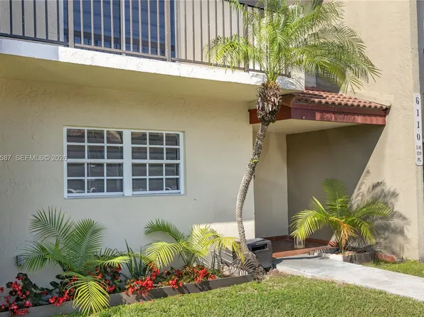 6110 SW 129th Pl APT 1705, Miami, FL 33183