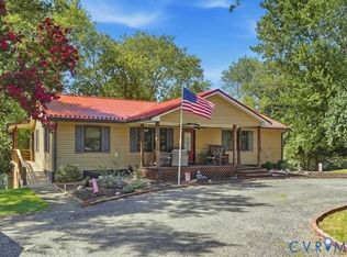 110 Patrick Henry Dr, Louisa, VA 23093