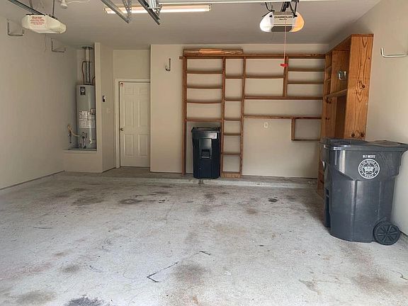 4th image of 1122 Woodley Bnd