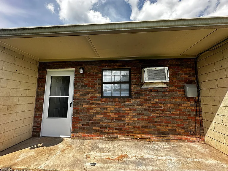 3408 Maple Ave — Photo 10