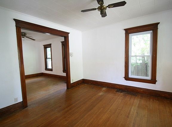 3rd image of 615 S Lincoln Ave