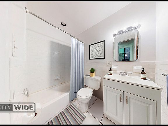 5th image of 159 E 55th St APT 1B