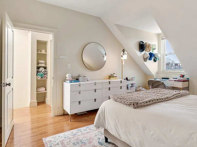 Bedrom 1