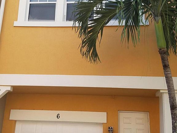 3rd image of 750 Millbrae Ct Unit 6